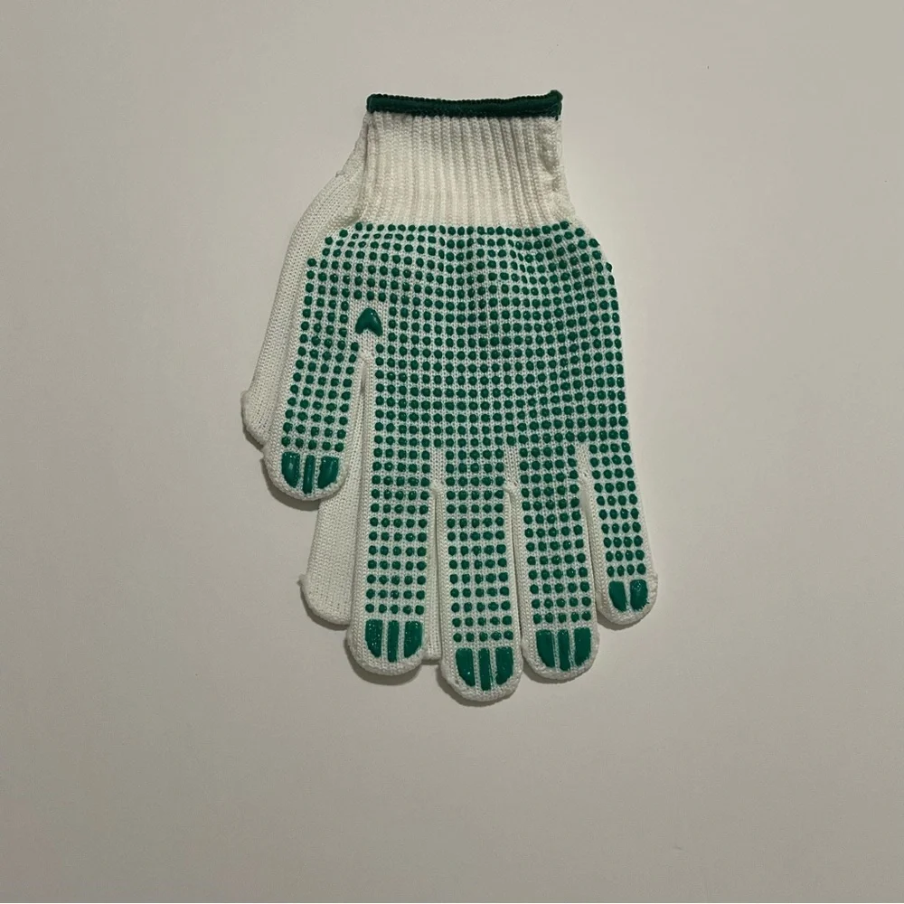 NWOT Green and White Textured Gardening Gloves